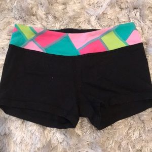 Lululemon Iviva reversible booty shorts size 12